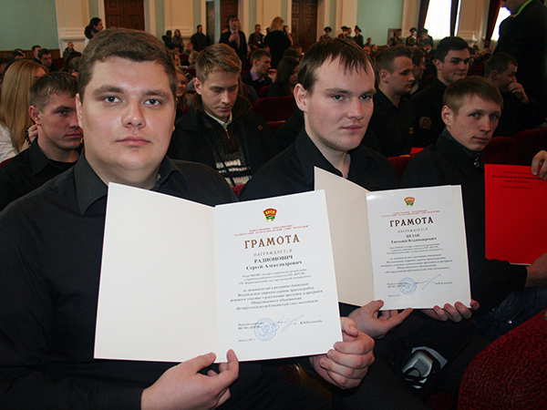 В Минске 5-6 февраля 2013 года в рамках празднования Дня Молодежных отрядов охраны правопорядка состоялась церемония награждения лучших бойцов МООП