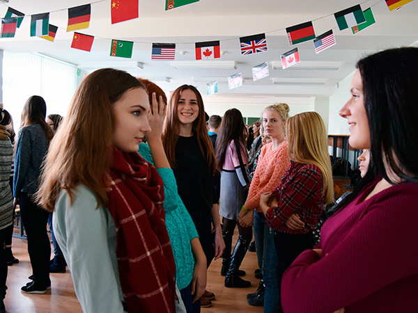 В первой молодежной столице прошел один из самых масштабных проектов факультета славянских и германских языков – «English Speking Сlub»