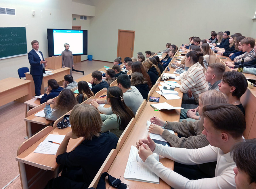Встреча депутата со студентами лингвистического факультета в рамках информационно-просветительского проекта «Молодежь для Беларуси!»