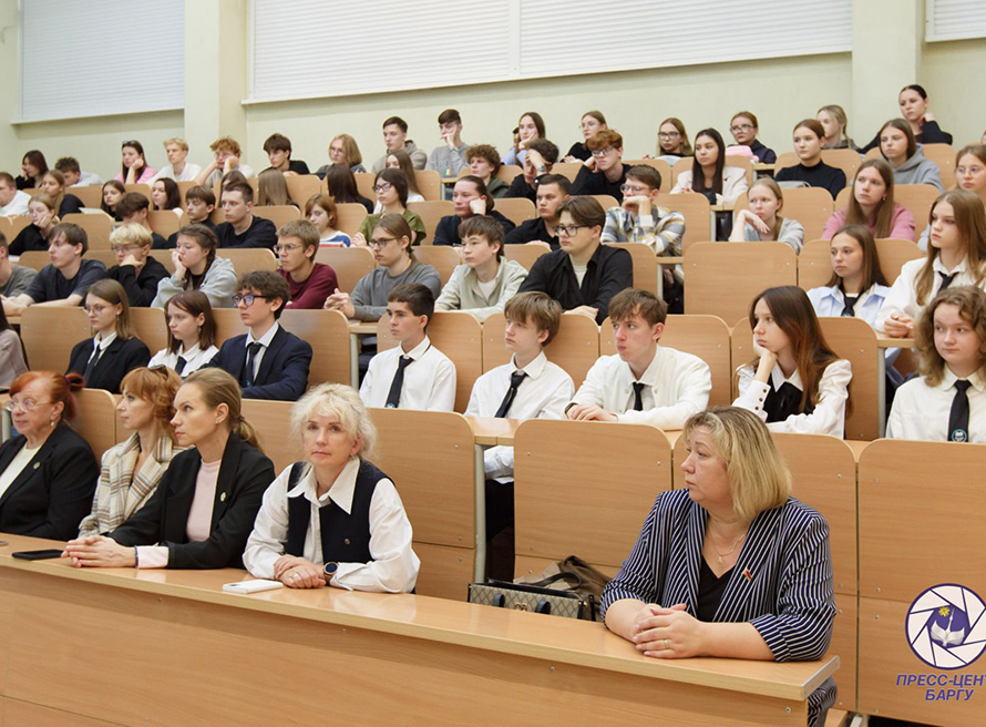 Факультет экономики и права принял активное участие в мероприятиях, посвященных Дню народного единства