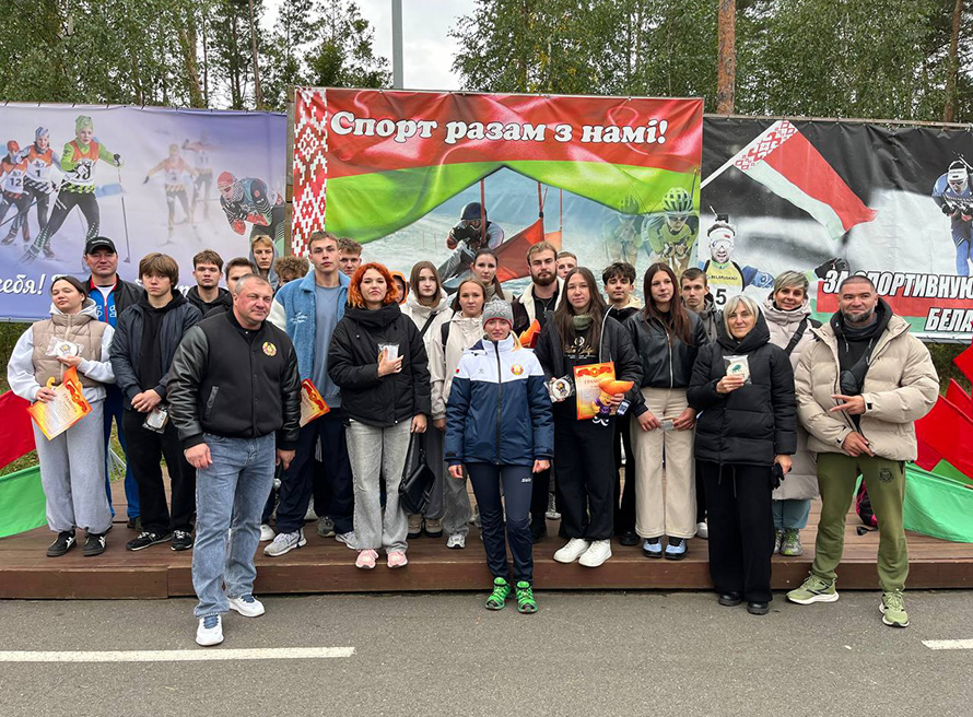 Участие студентов факультета педагогики и психологии в фестивале по силовым видам спорта среди юниоров в рамках спортивно-оздоровительного проекта «Здоровая нация»