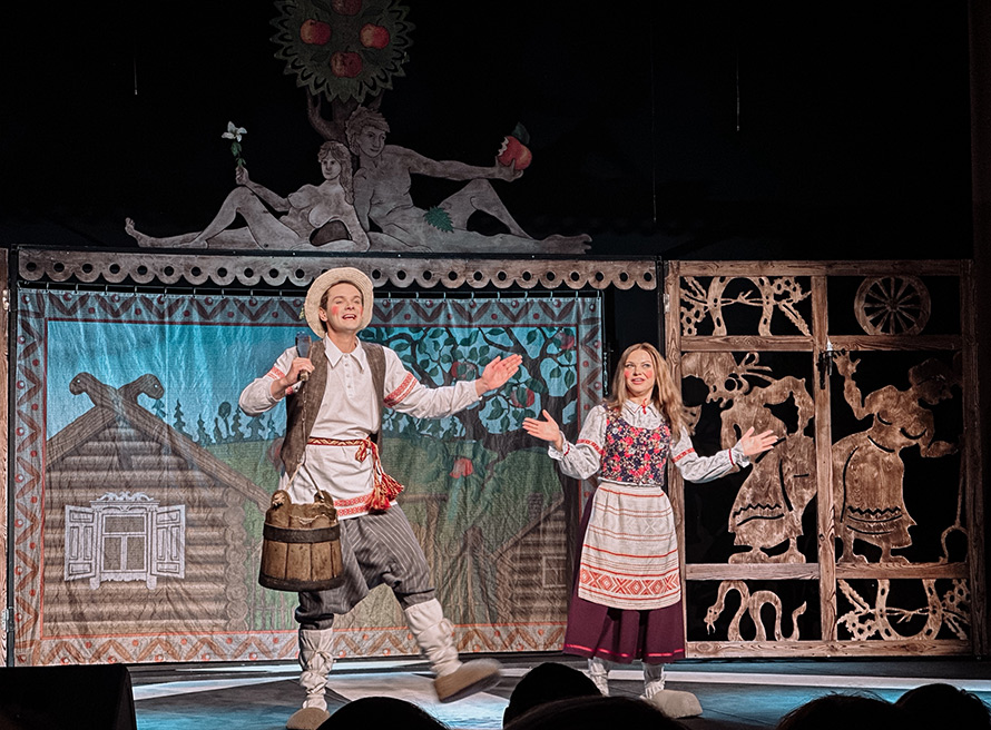 В БарГУ состоялся показ спектакля «Адамавы жарты» Республиканского театра белорусской драматургии