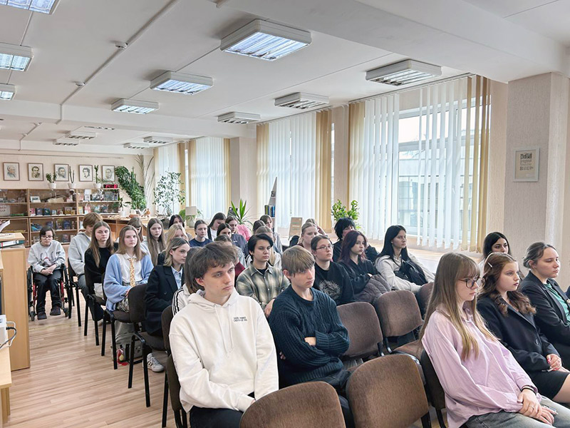 Круглы стол на лінгвістычным факультэце «Жаночы погляд: роля жанчыны ў жыцці грамадства і дзяржавы» з запрашэннем прадстаўніц Беларускага саюза жанчын