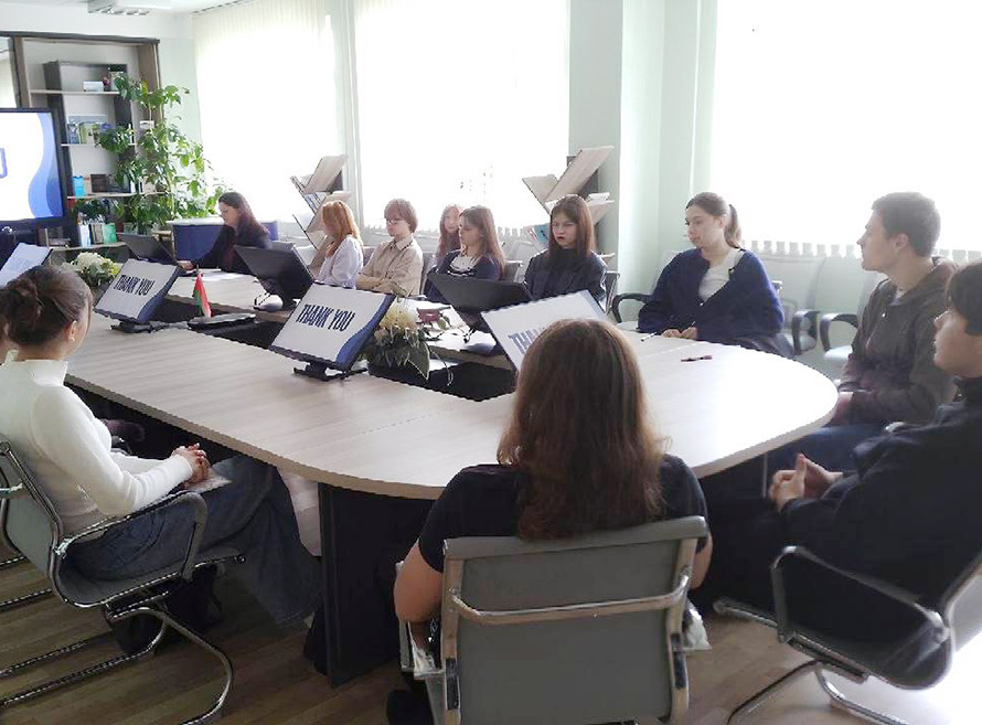 В Школе молодого ученого прошли первые занятия